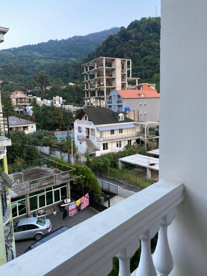 Beliy Dom Hotel ควาเรียที ภายนอก รูปภาพ