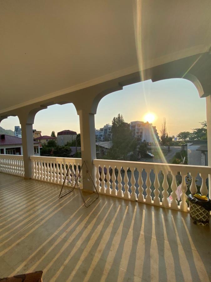 Beliy Dom Hotel ควาเรียที ภายนอก รูปภาพ